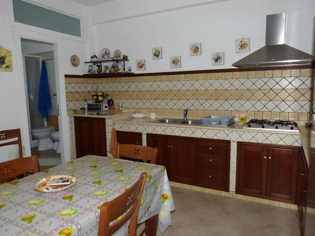 Guest House Mary มาร์ซาเมมี ภายนอก รูปภาพ