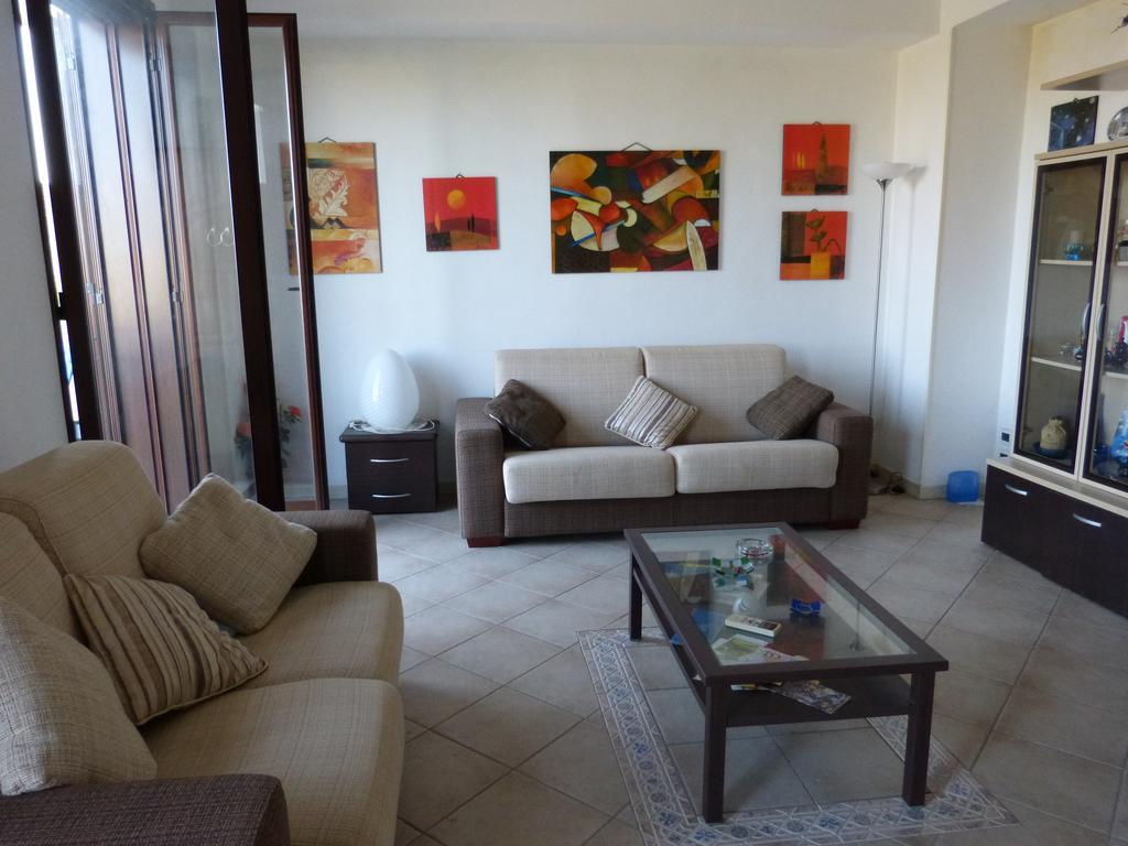 Guest House Mary มาร์ซาเมมี ภายนอก รูปภาพ